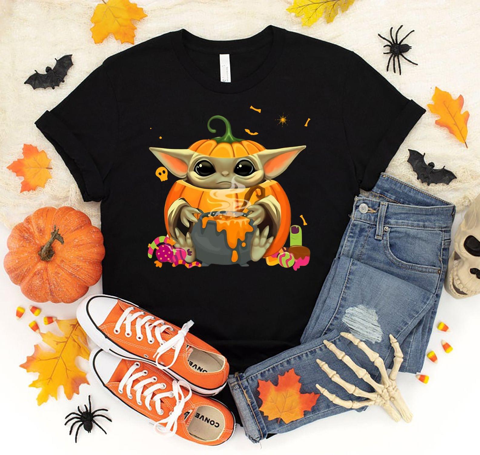 Baby Yoda pumpkin witch 3d shirt 1