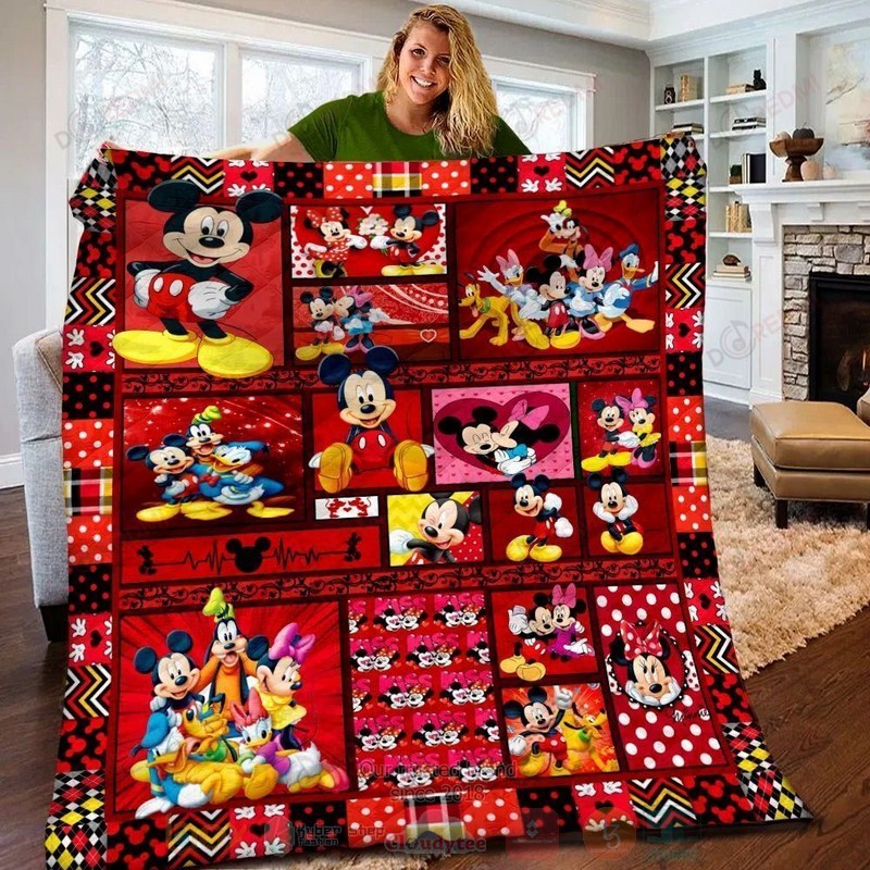 HOT Disney Mickey Mouse & Friends Luxury Quilt 7