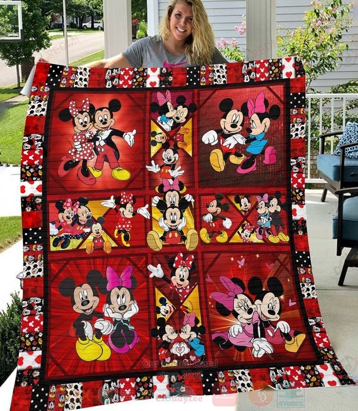 HOT Mickey Mouse and Minnie Mouse Luxury Quilt 6