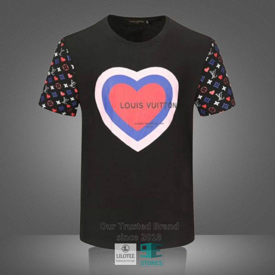 Louis Vuitton Heart Black 3D T-Shirt 2