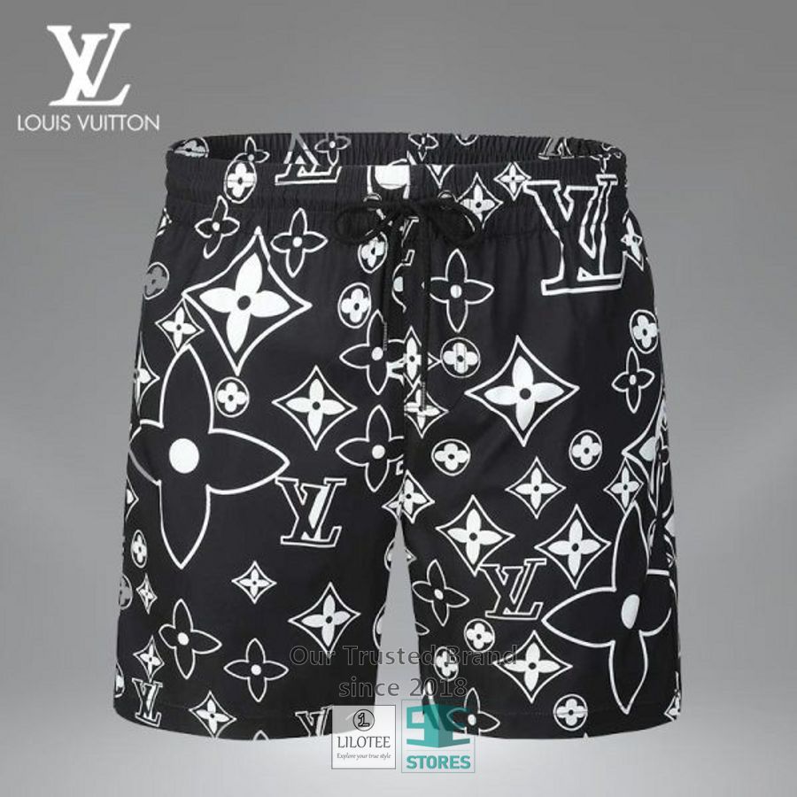 Louis Vuitton LV White pattern black Short 2