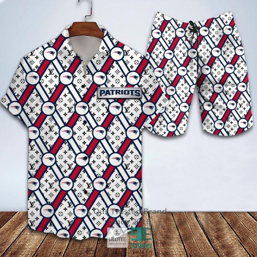 NFL New England Patriots Louis Vuitton Hawaiian shirt, Short 13