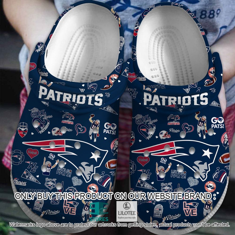 New England Patriots Pattern Crocs Crocband Shoes - LIMITED EDITION 6